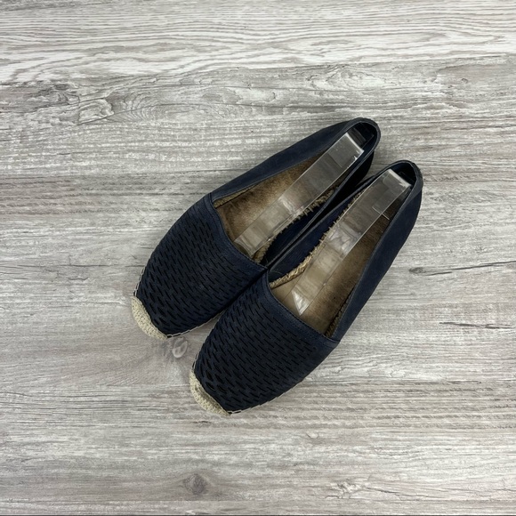 Vince Camuto Navy Espadrilles Slip On Flats size 39 - Picture 2 of 6